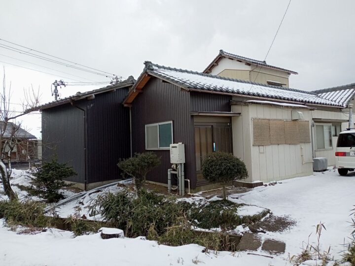 新潟市西区F様邸：雨漏り補修工事・屋根改修工事・外壁張り替え工事