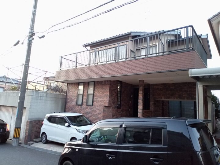 新潟市東区Y様邸：雨漏り補修工事・外壁張替え工事・白アリ駆除工事・外壁塗装