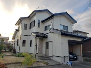 新潟市東区長者町 A様邸：外壁塗装工事：凍害と塩害のダメージはケレン作業が9割