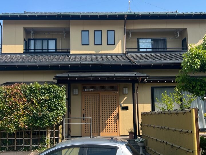 新潟市東区の白銀にお住まいのI様邸の外壁塗装工事をご依頼いただきました！
